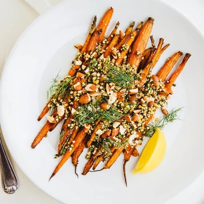 Roasted Carrots With Dill Sesame